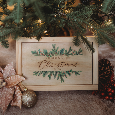 Christmas Box - Pine Border Design